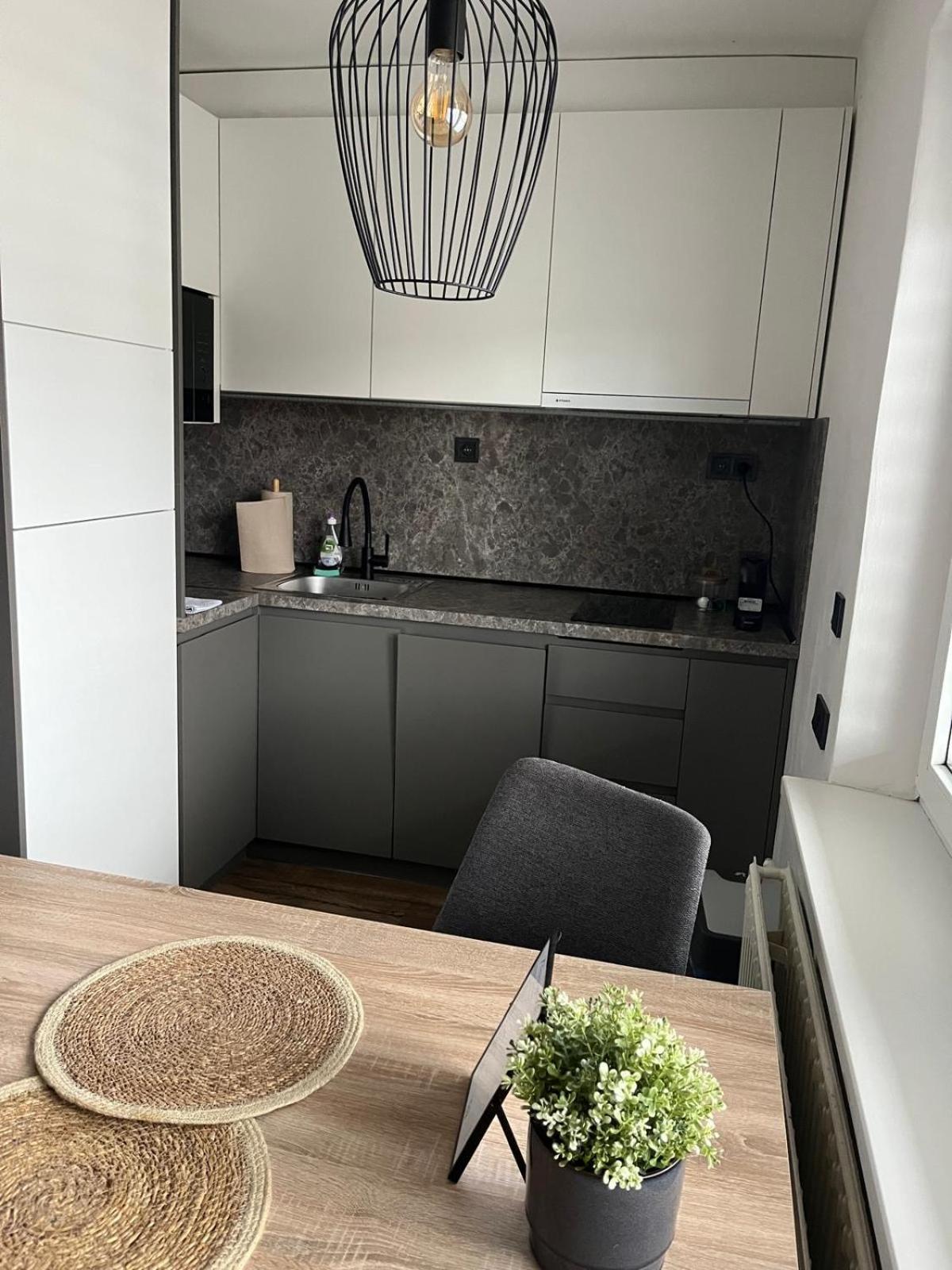 Iq Apartments 普雷绍夫 外观 照片
