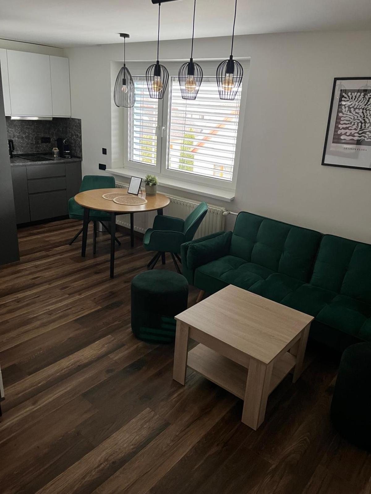 Iq Apartments 普雷绍夫 外观 照片