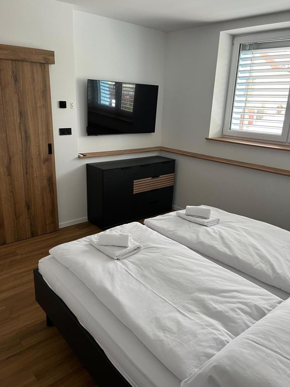 Iq Apartments 普雷绍夫 外观 照片